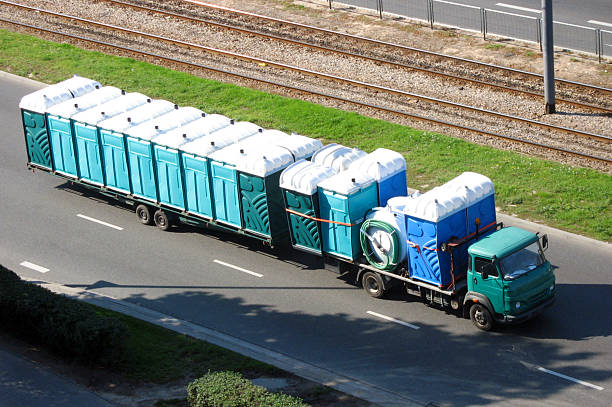 Best Porta potty delivery and setup  in North Branch, MI